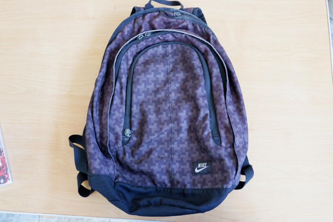 Nike Laptop bag, Men's Fashion, Bags, Backpacks on Carousell