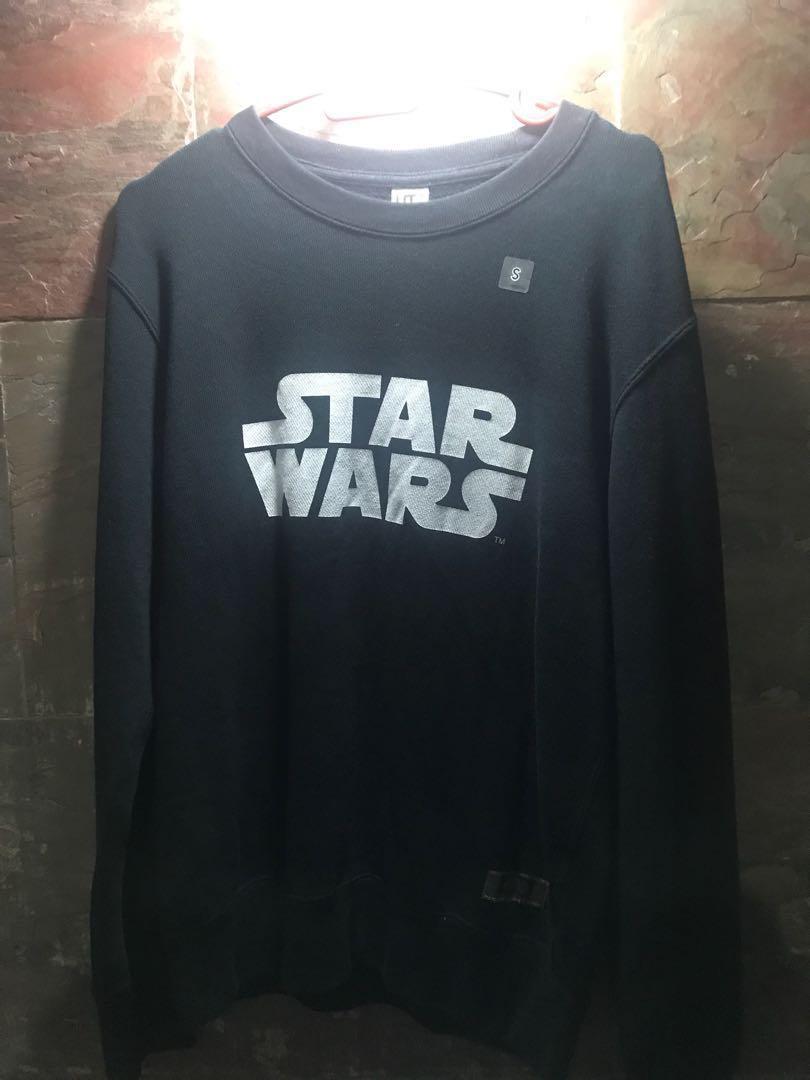 Star Wars Pullover (Category: Hoodies) located in Singapore. Submitted by vlair98 (Listing ID 189840233, Image 1). Description: Brand new star wars last jedi Pullover bought from uniqlo. .