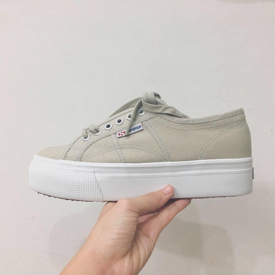 superga taupe platform