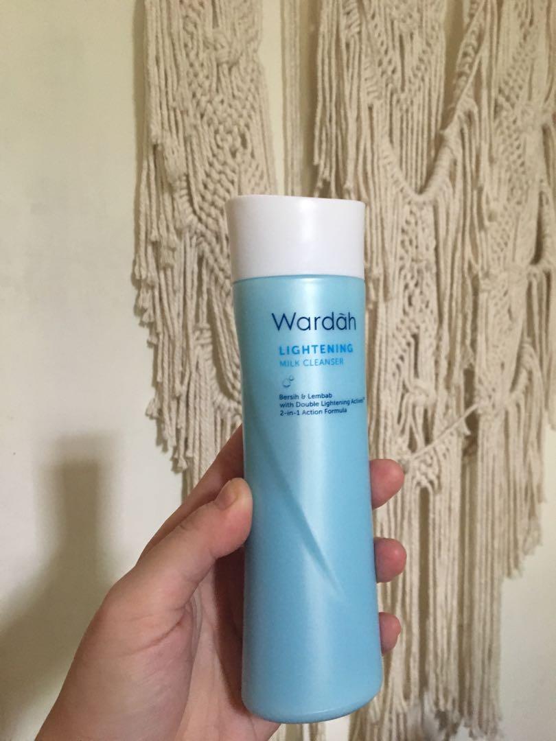 wardah cleansing milk