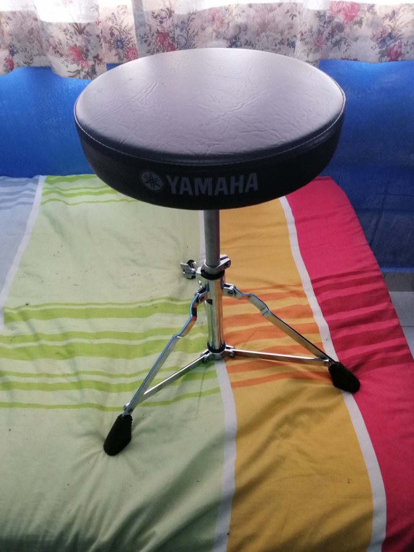 Yamaha DS550U Drum Stool, Hobbies & Toys, Music & Media, Music Accessories on Carousell
