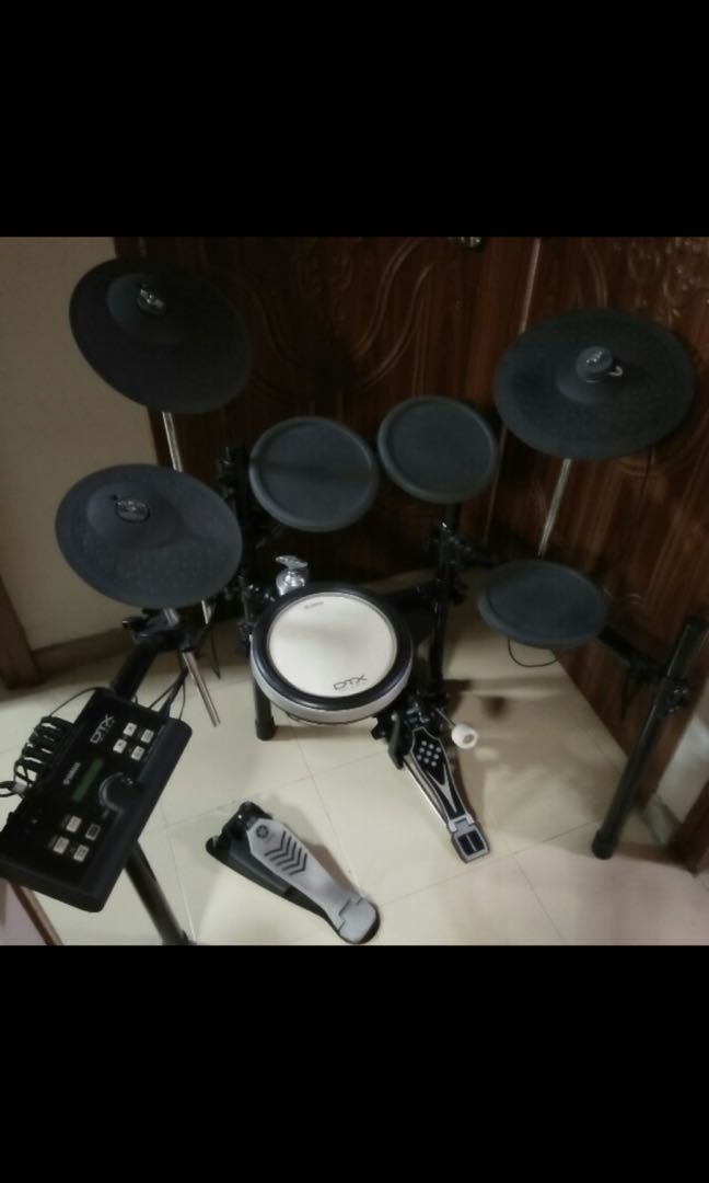 Yamaha DTX522K Electric Drum Set, Hobbies & Toys, Music & Media