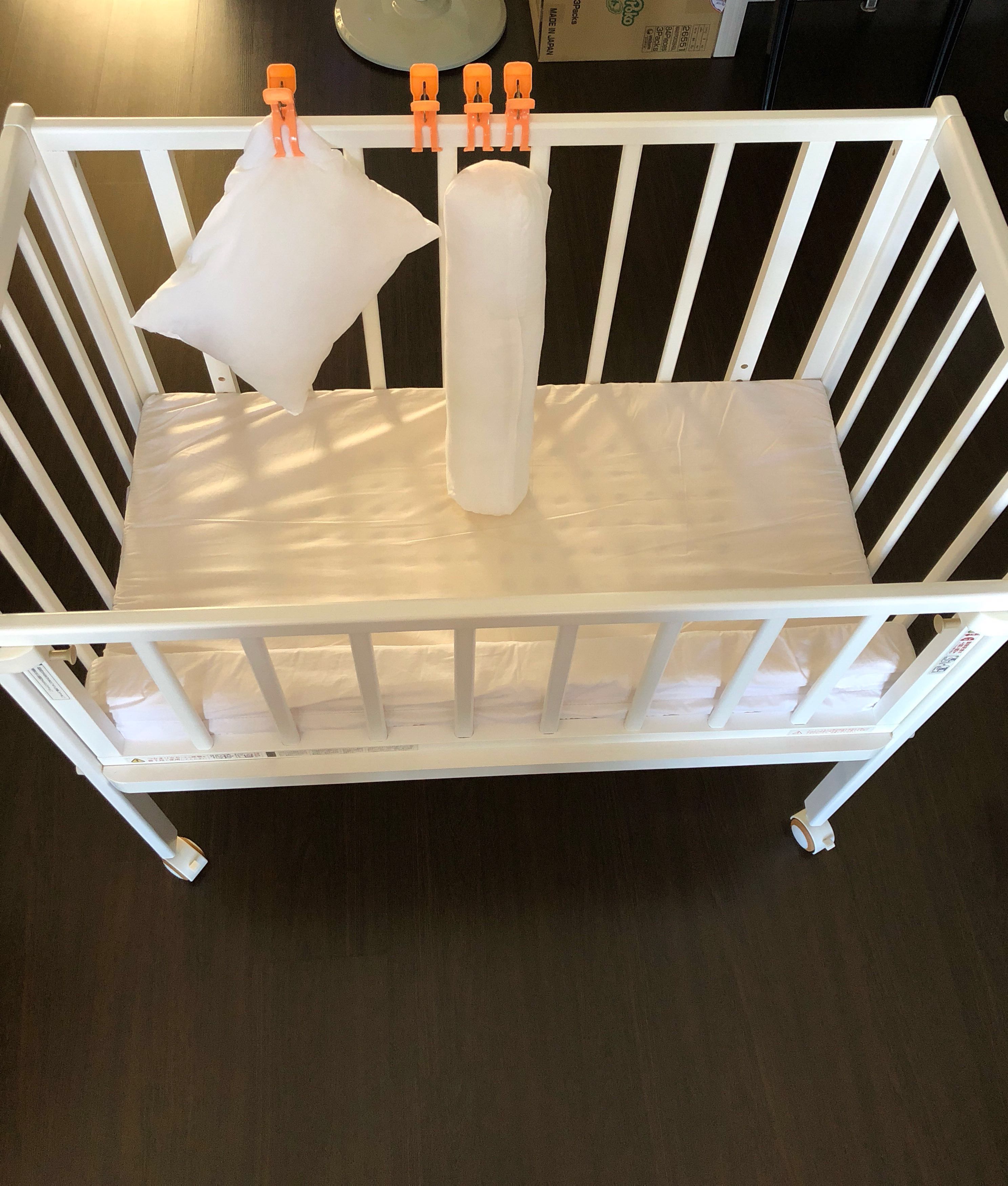Yamatoya Soinel Bedside Baby Cot [Almost as New], Babies & Kids, Baby