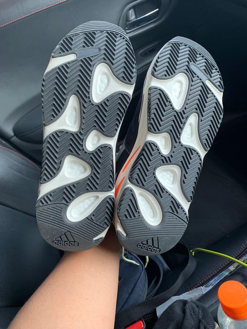 Yeezy wave runner insole deals
