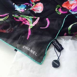 Chanel Scarf Made In Italy 全新正品 義大利製香奈兒絲巾 22x22吋 只此一條64200167469443110