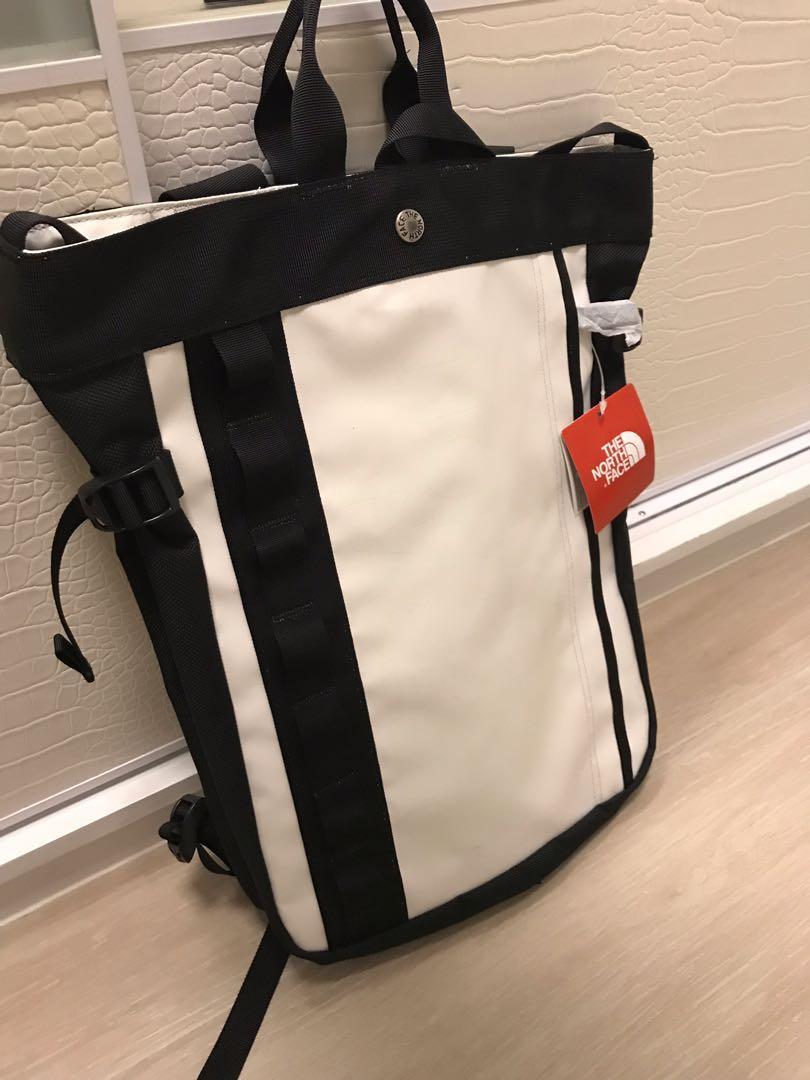 the north face base camp tote bag in black