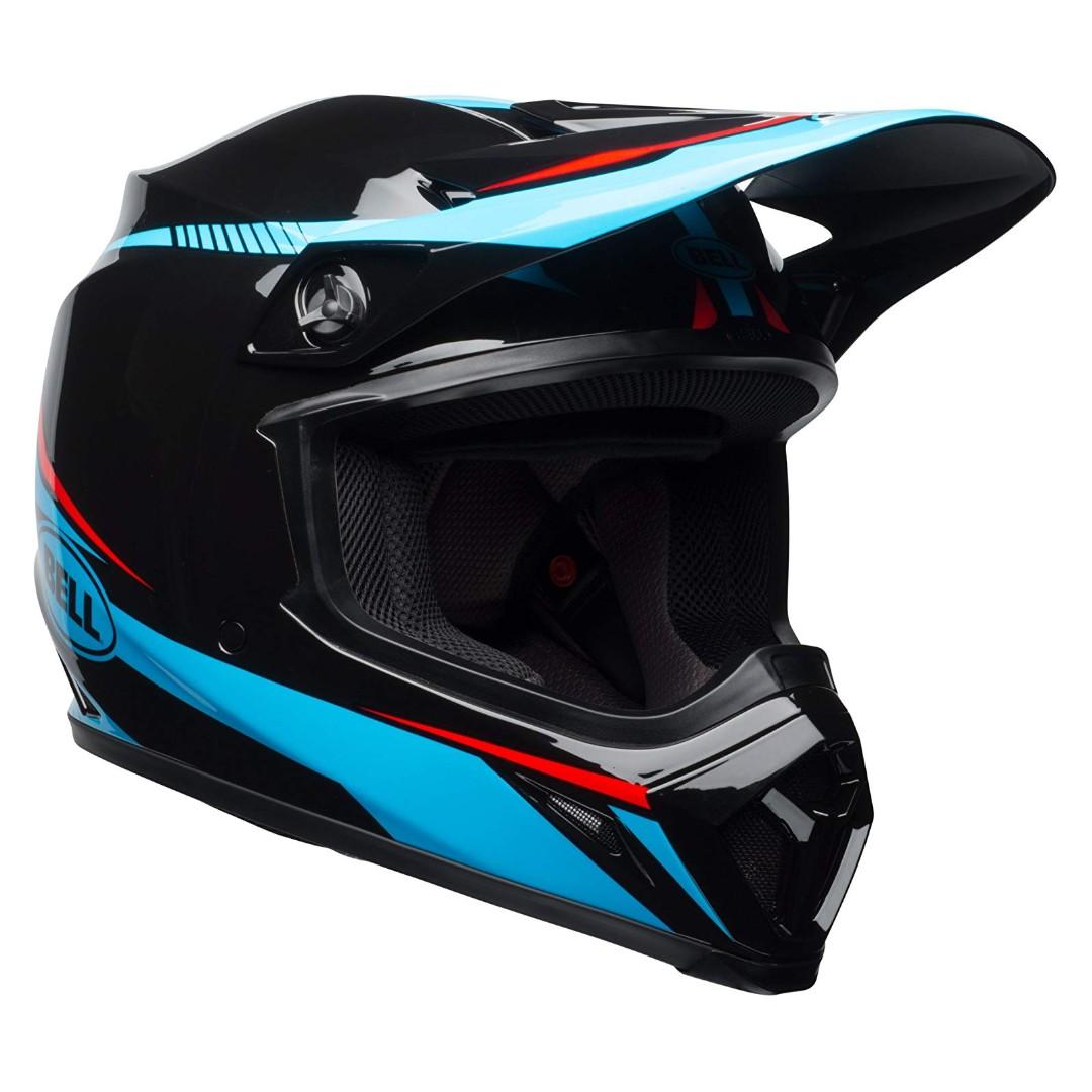 medium motocross helmet