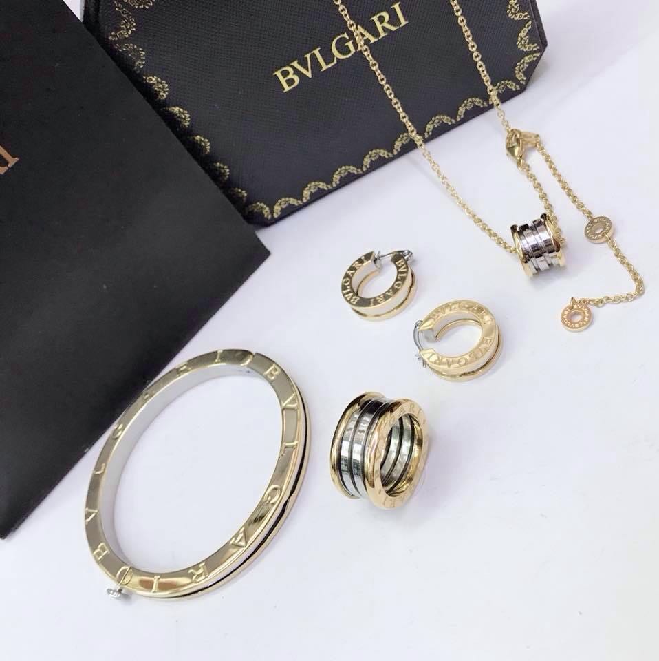 bulgari gold jewelry set