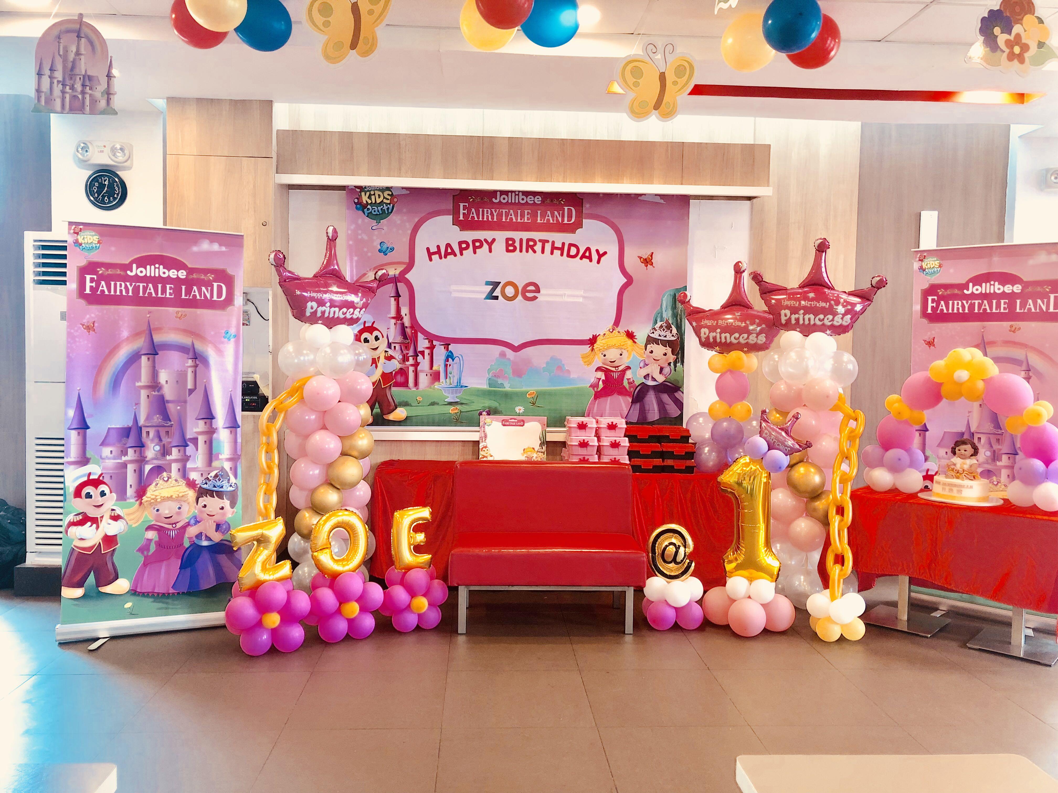 Fairytale Themed Balloon Decors Photobooth On Carousell