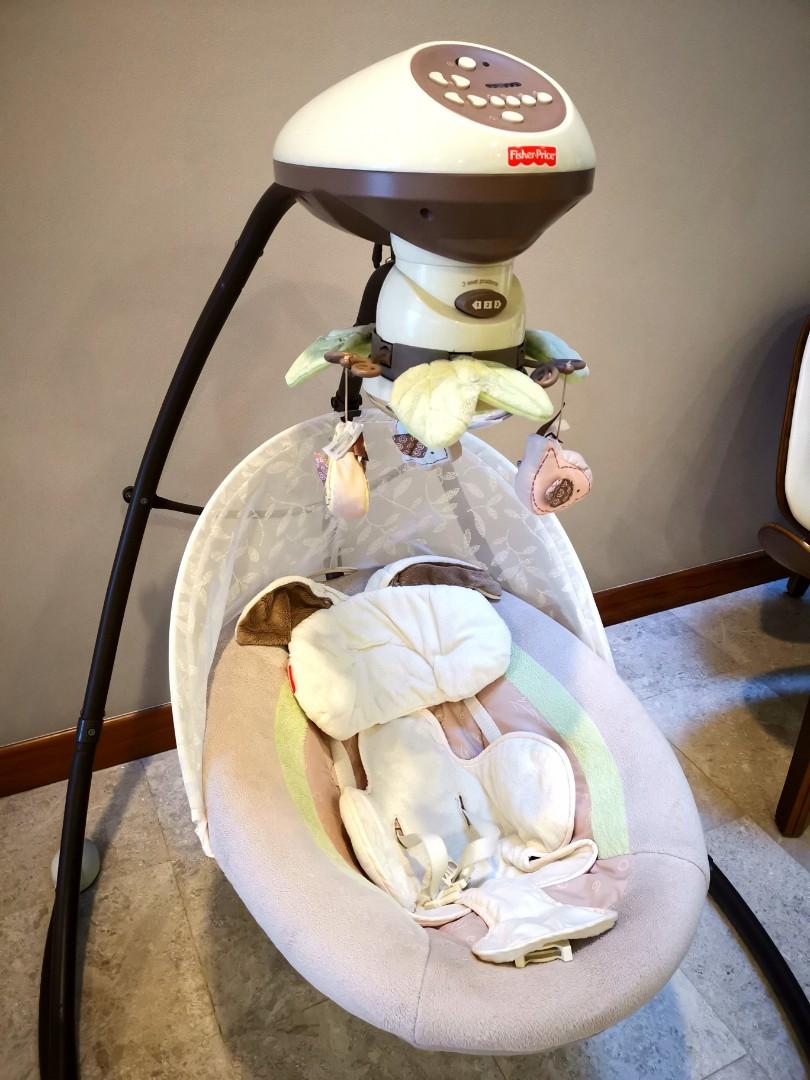 Fisher Price Snugabunny Cradle n Swing