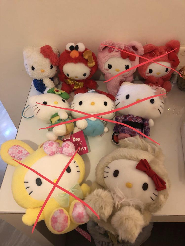 Hello kitty 細公仔 （分類：絨毛玩具）位於 Hong Kong。 由 thisisvenus 提交（商品編號 200201521，圖片 1）。簡介： -日版Kitty -約14-19cm -有掛牌 -此組$30/1隻，$50/2隻 *港島綫中環至天后6點後交收*。