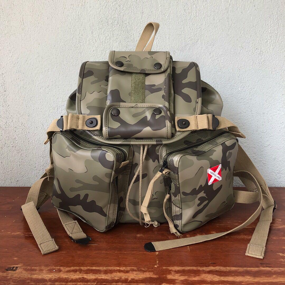 luggage label backpack