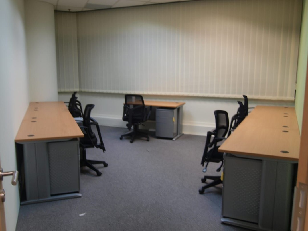 Offic Table Chair And Pedestal Office Furniture Promotion Photo