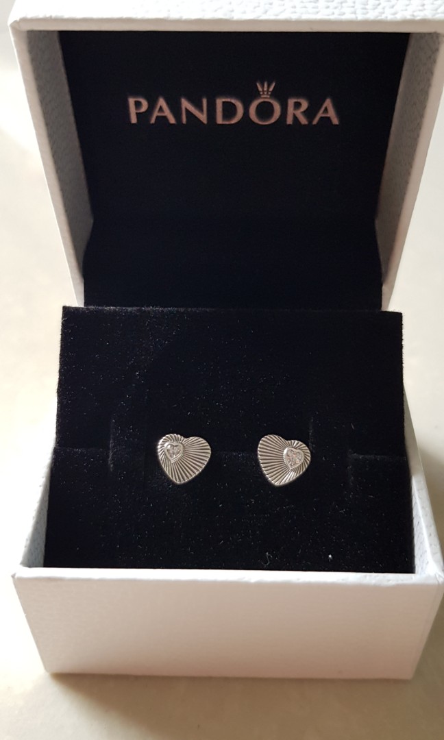 Pandora vintage heart fan earrings cheap