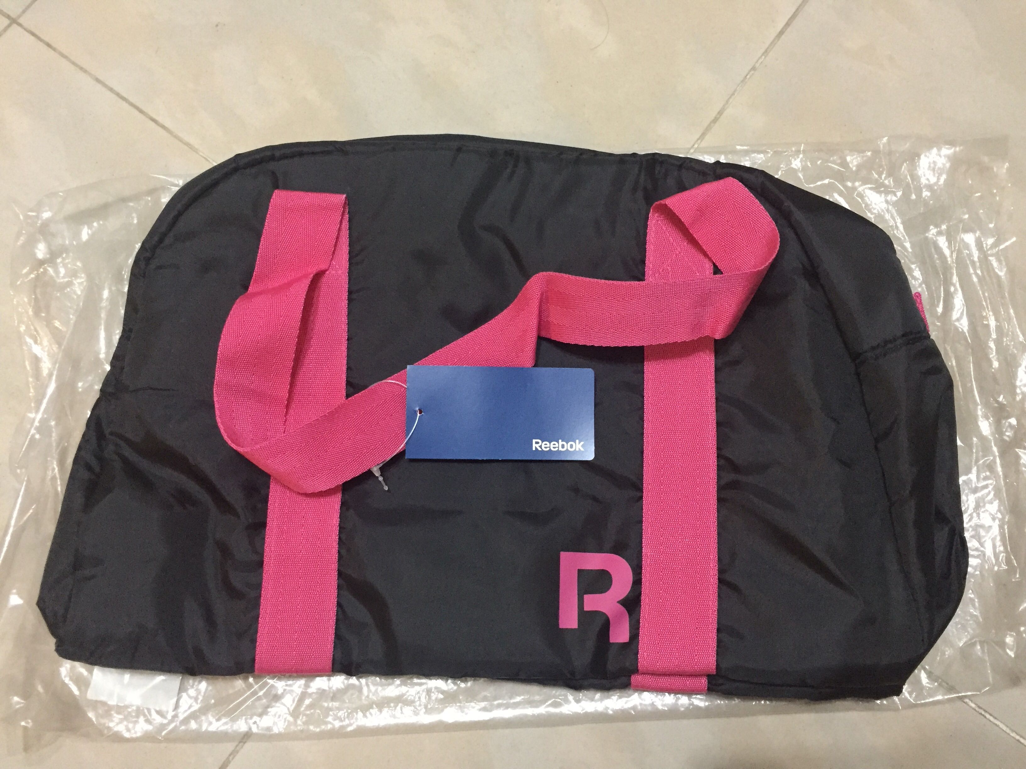 Reebok carry bag Clearance