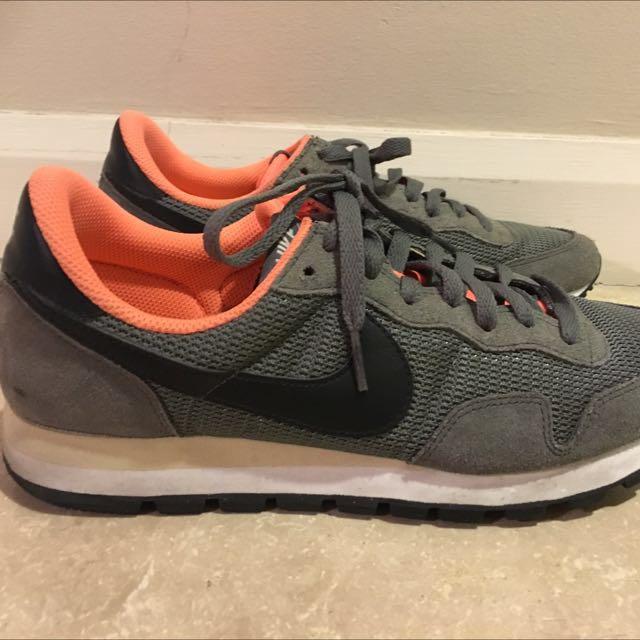 nike pegasus 83 sale