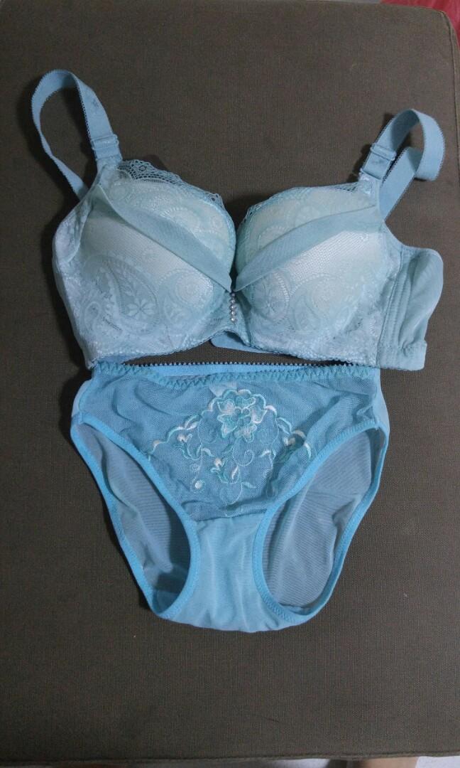 push up bra and panty set