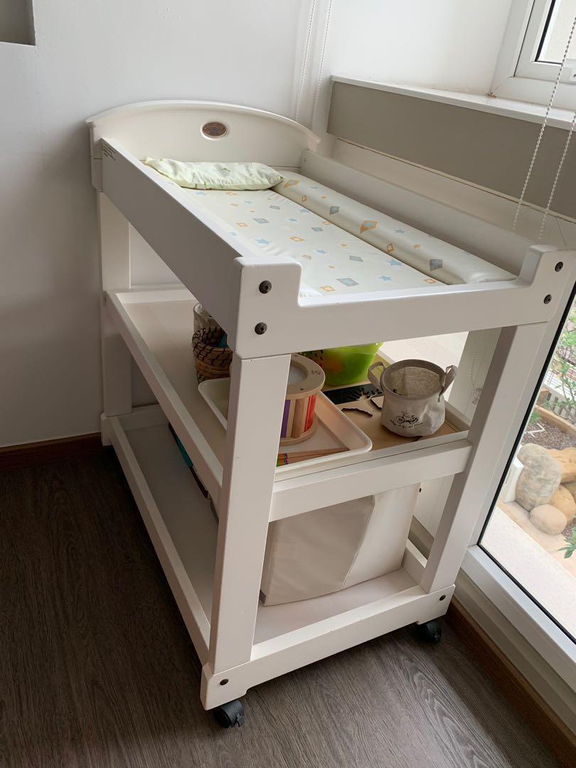boori changing table