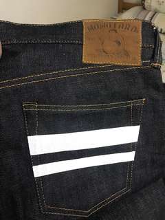 (Category: ) located in . Submitted by fatnike (Listing ID 202873524, Image 1). Description: .