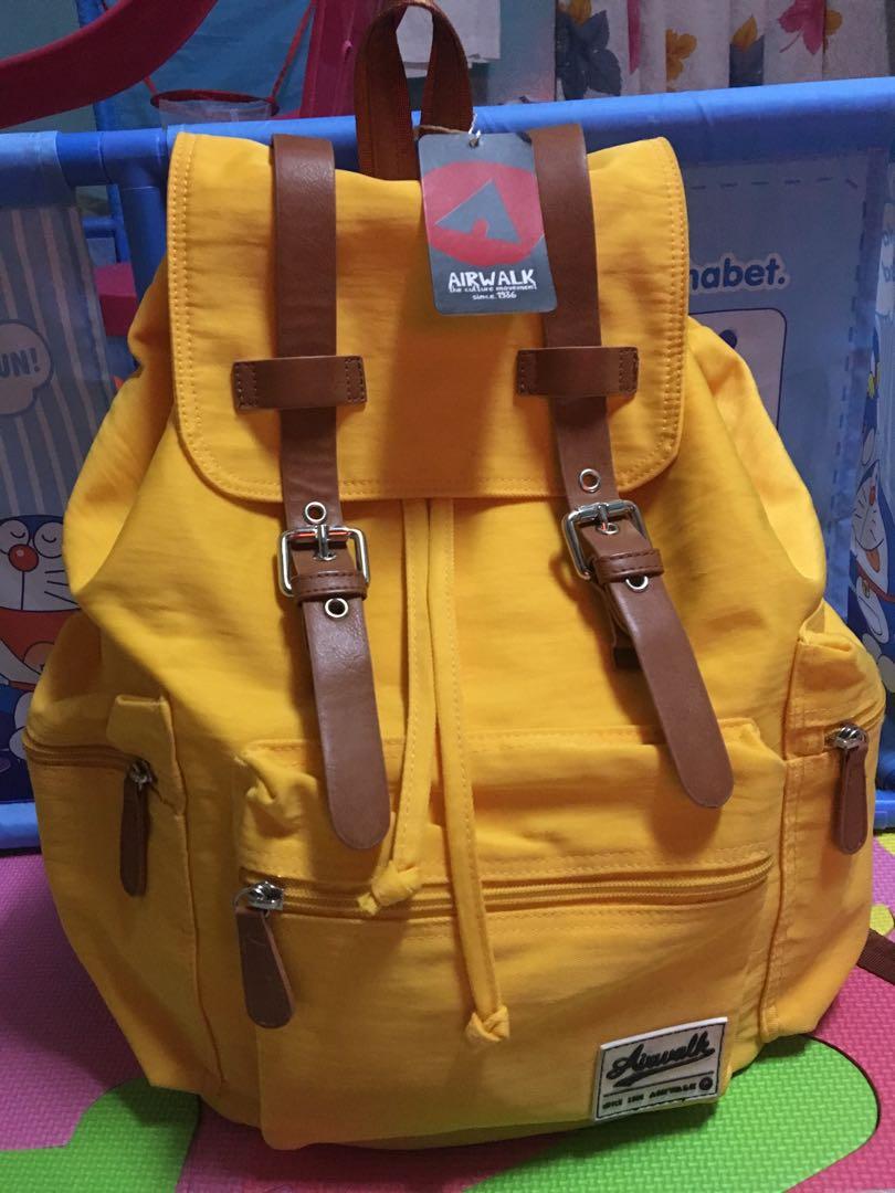 airwalk all over print backpack