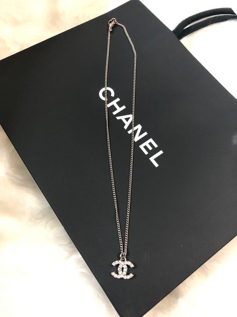 AUTHENTIC CHANEL F12 V SILVER CRYSTAL EMBELLISHED MINI CC LOGO PENDANT  NECKLACE, Luxury, Accessories on Carousell