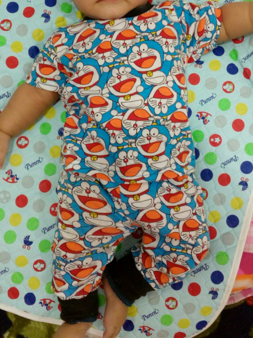82 Koleksi Model Baju Bayi Doraemon HD
