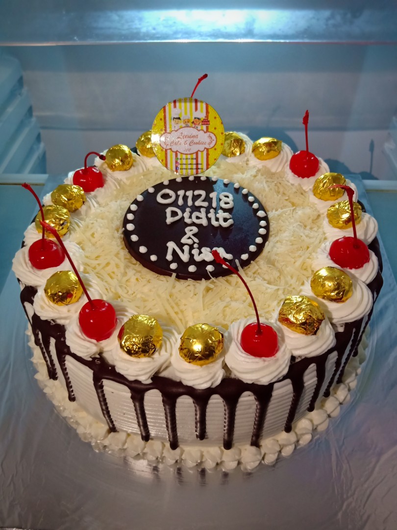 Bday Cake Food Drinks Baked Goods On Carousell