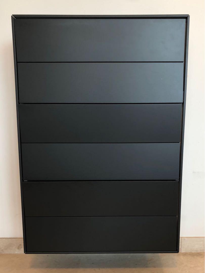 BoConcept Fermo shoe cabinet - wall 