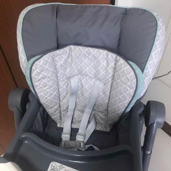 slim spaces high chair