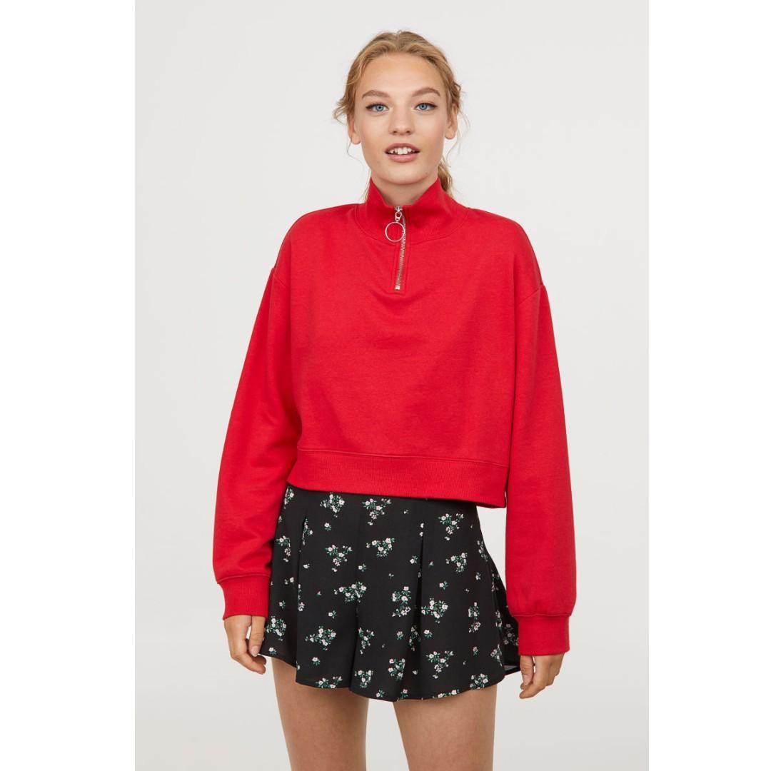 Hm stand up collar sweatshirt deals