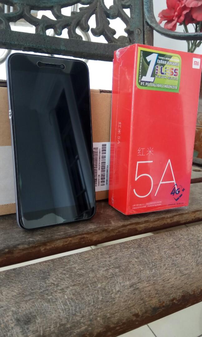 Jual Second Xiaomi Redmi 5a 3 32gb Silver Telepon Seluler Tablet Ponsel Android Xiaomi Di Carousell