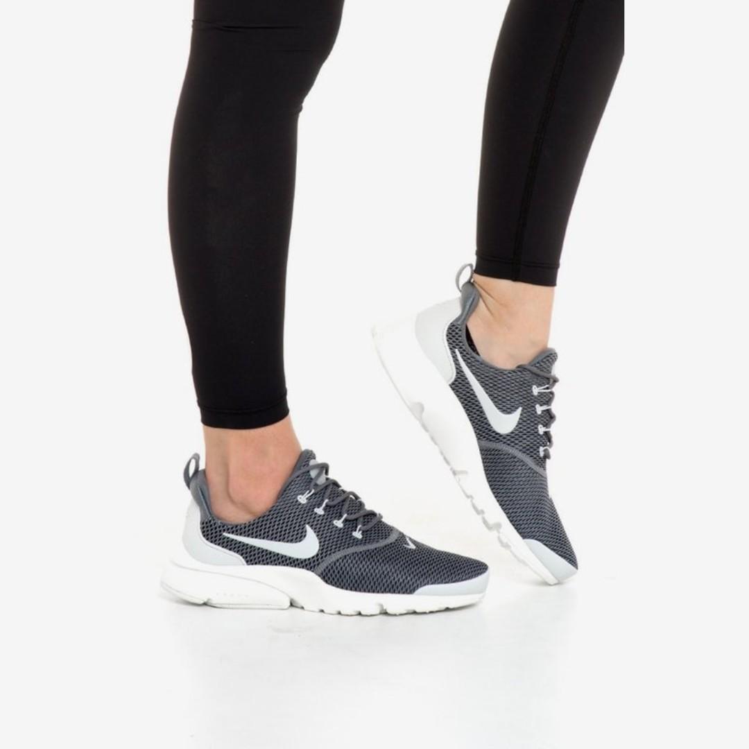 nike presto fly running shoes