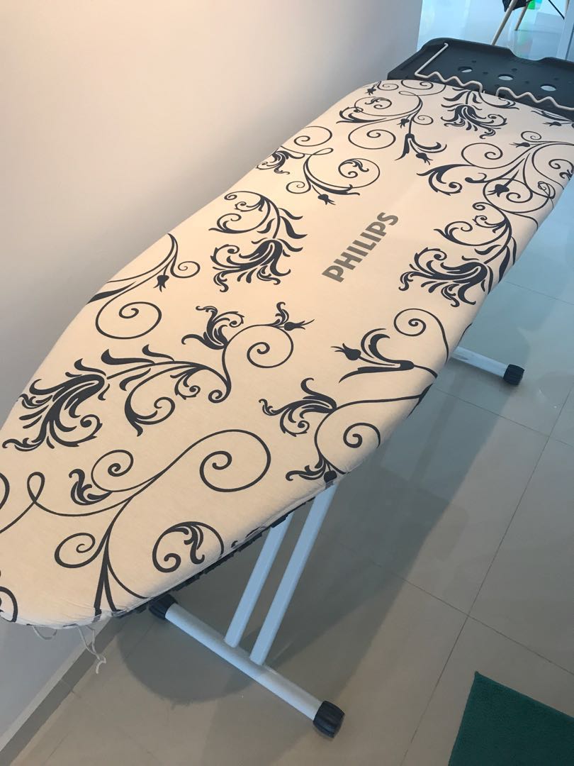 Philips Easy8 Ironing Board GC240/05, Furniture & Home Living, Cleaning & Homecare Supplies