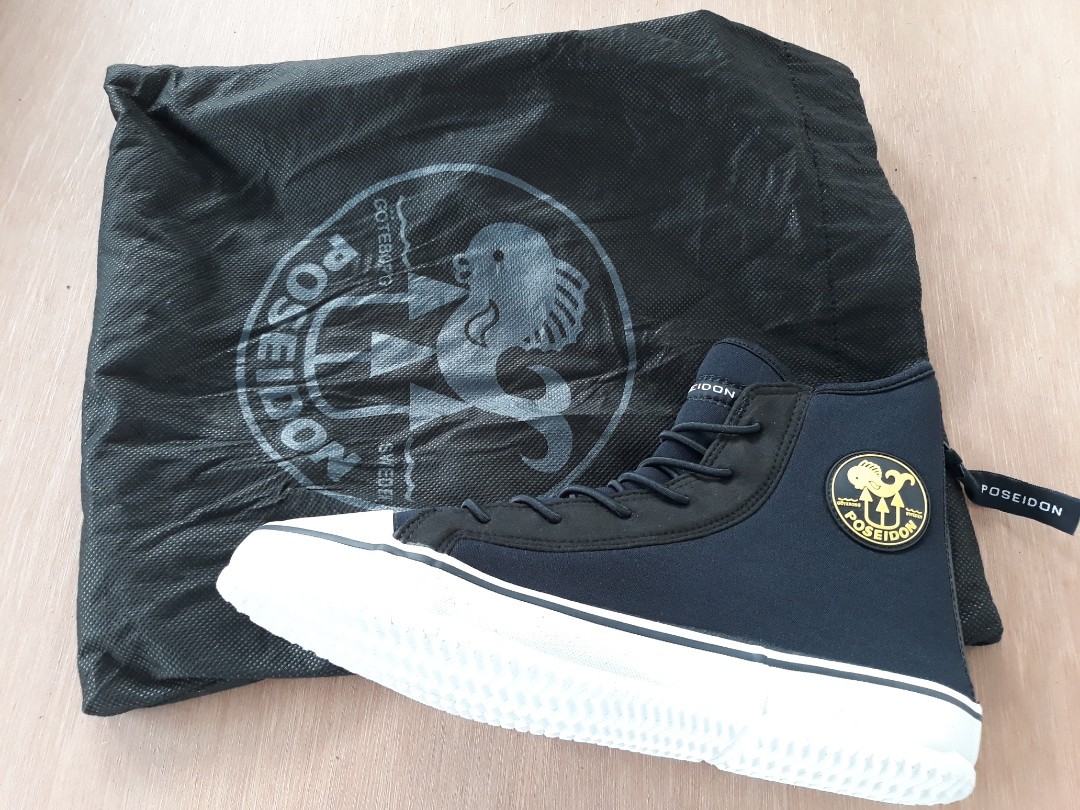 Poseidon One Shoe White booties, Sports Equipment, Sports & Games