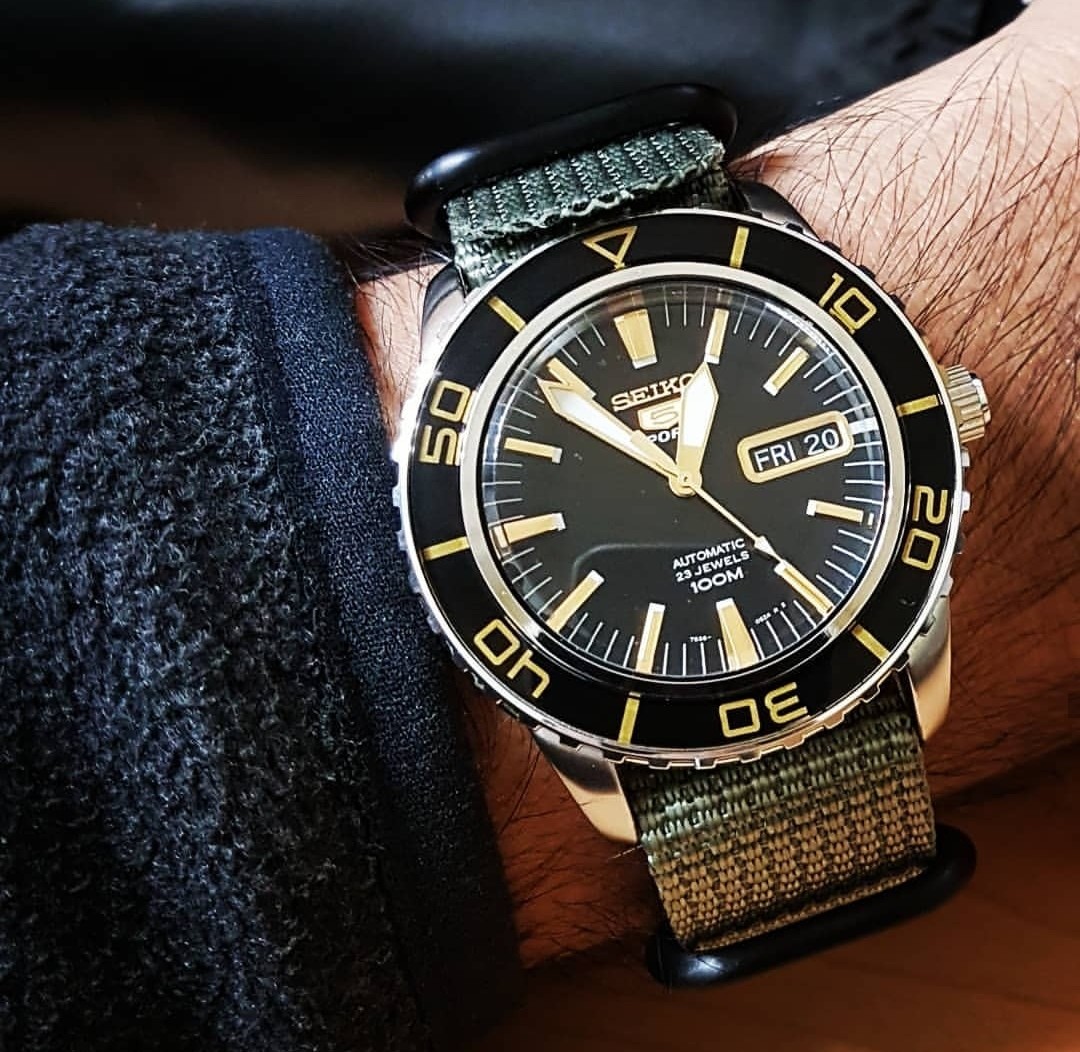 Seiko Fifty Fathoms Diver Men's Watch, Men's Fashion, Watches &  Accessories, Watches on Carousell