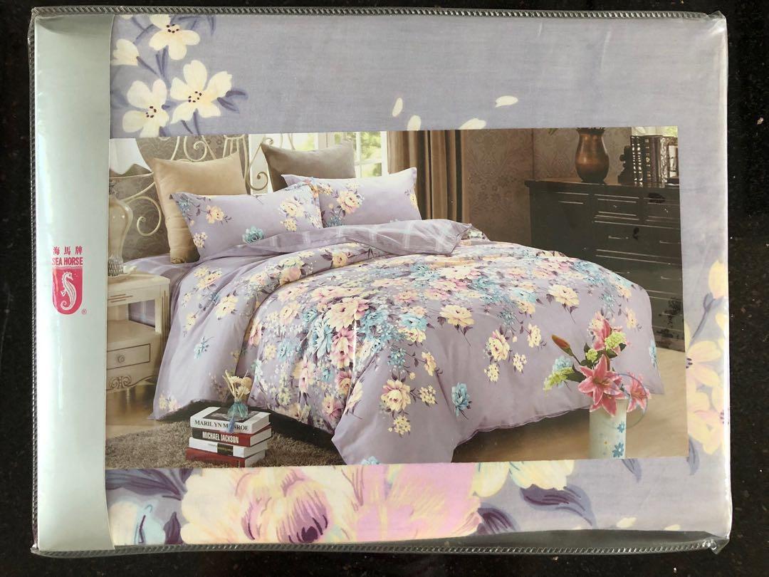 Sea Horse 3 Fold Mattress Cover (Single) Brand New, Furniture & Home