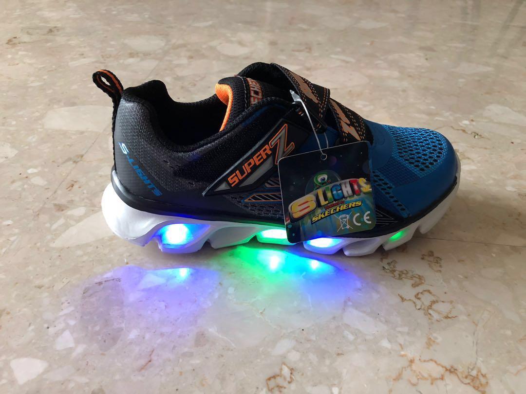 sketchers ice light