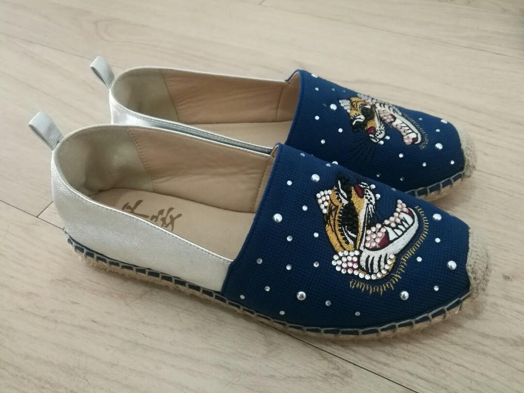 Staccato Willbeing Tiger Flat Shoes Women s Fashion Footwear