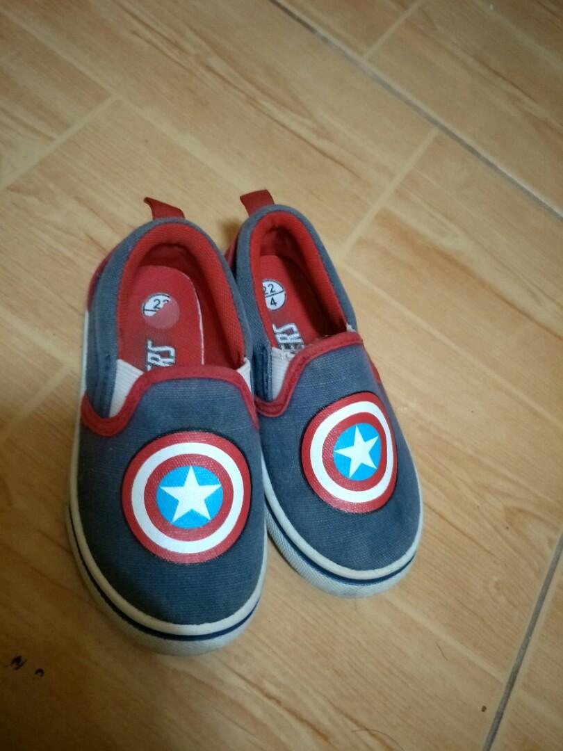 Tough kids shoes captain america 