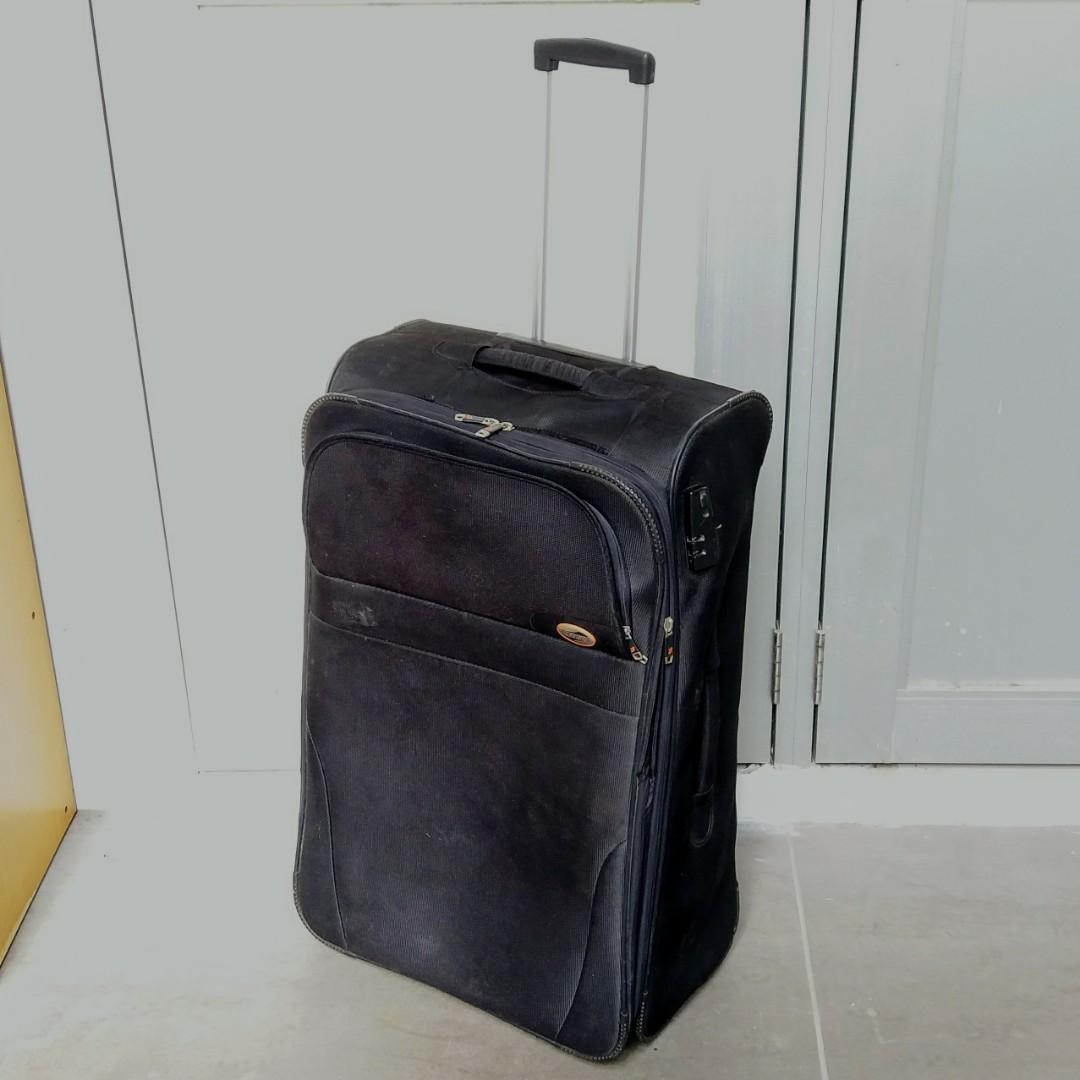 american tourister trolley bag big size