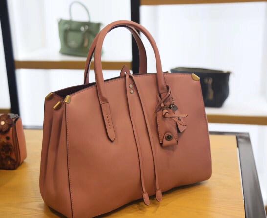 Authentic coach cooper carryall Women s Fashion Bags Wallets