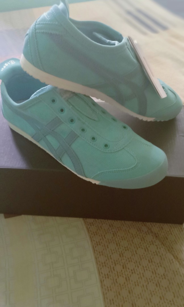 onitsuka tiger store in dubai mall
