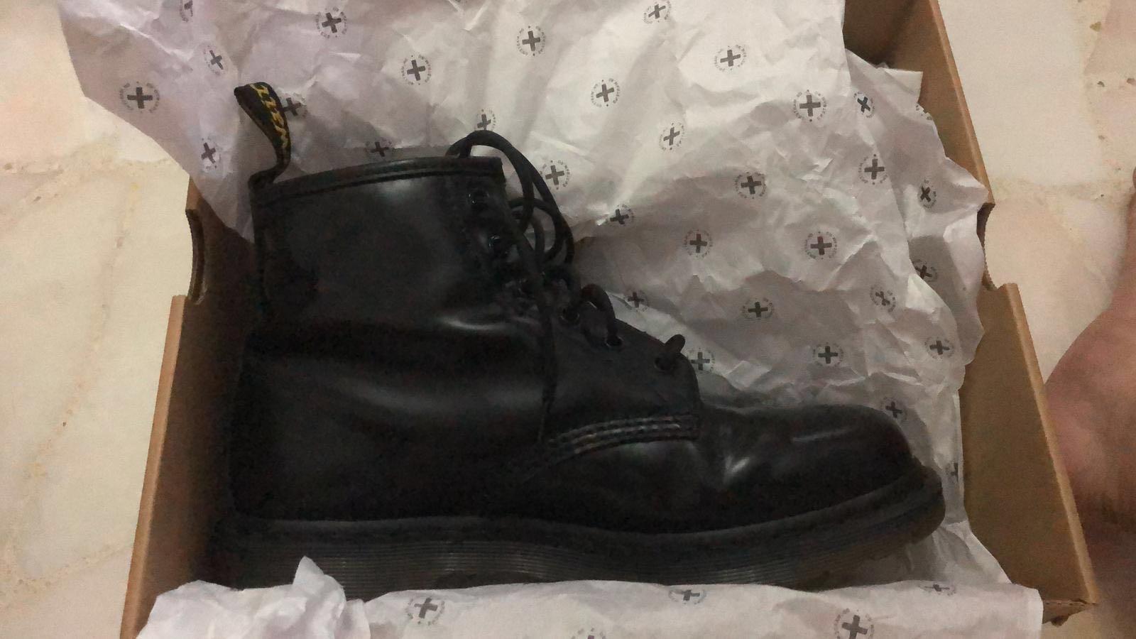 dr martens 42.5