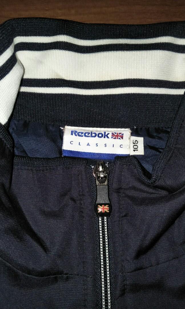 jacket reebok classic Fesyen Pria Pakaian Lainnya di Carousell