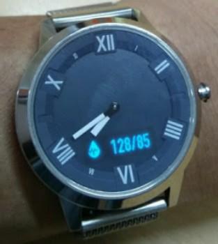 X plus watch top