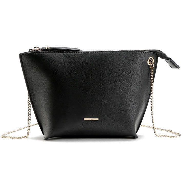 [NEW] Bershka Chain Sling Bag, Women's Fashion, Bags & Wallets, Cross