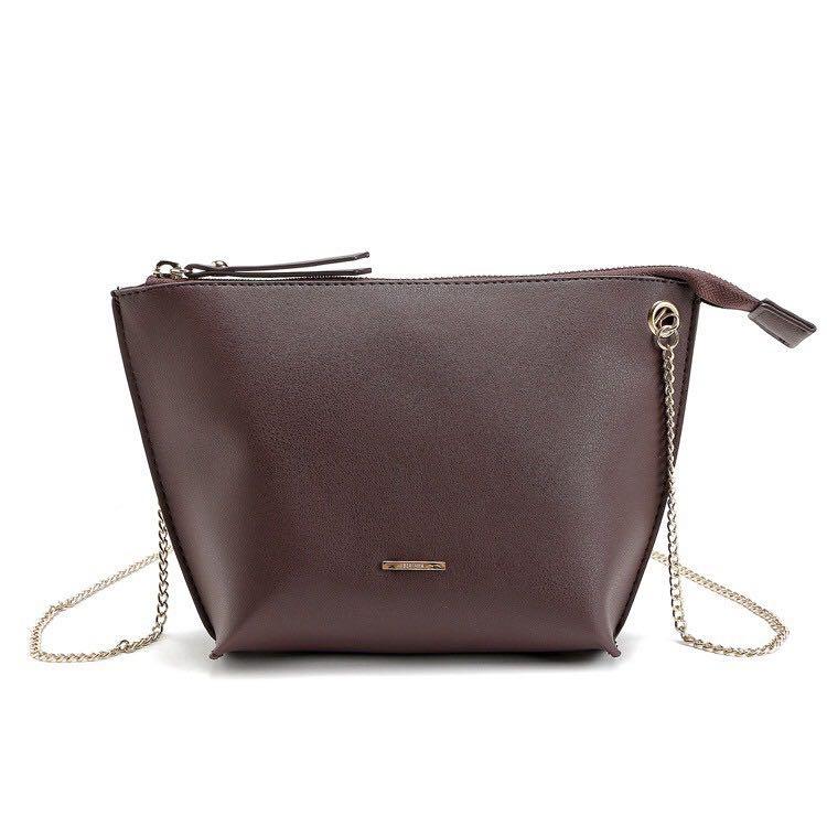 [NEW] Bershka Chain Sling Bag, Women's Fashion, Bags & Wallets, Cross