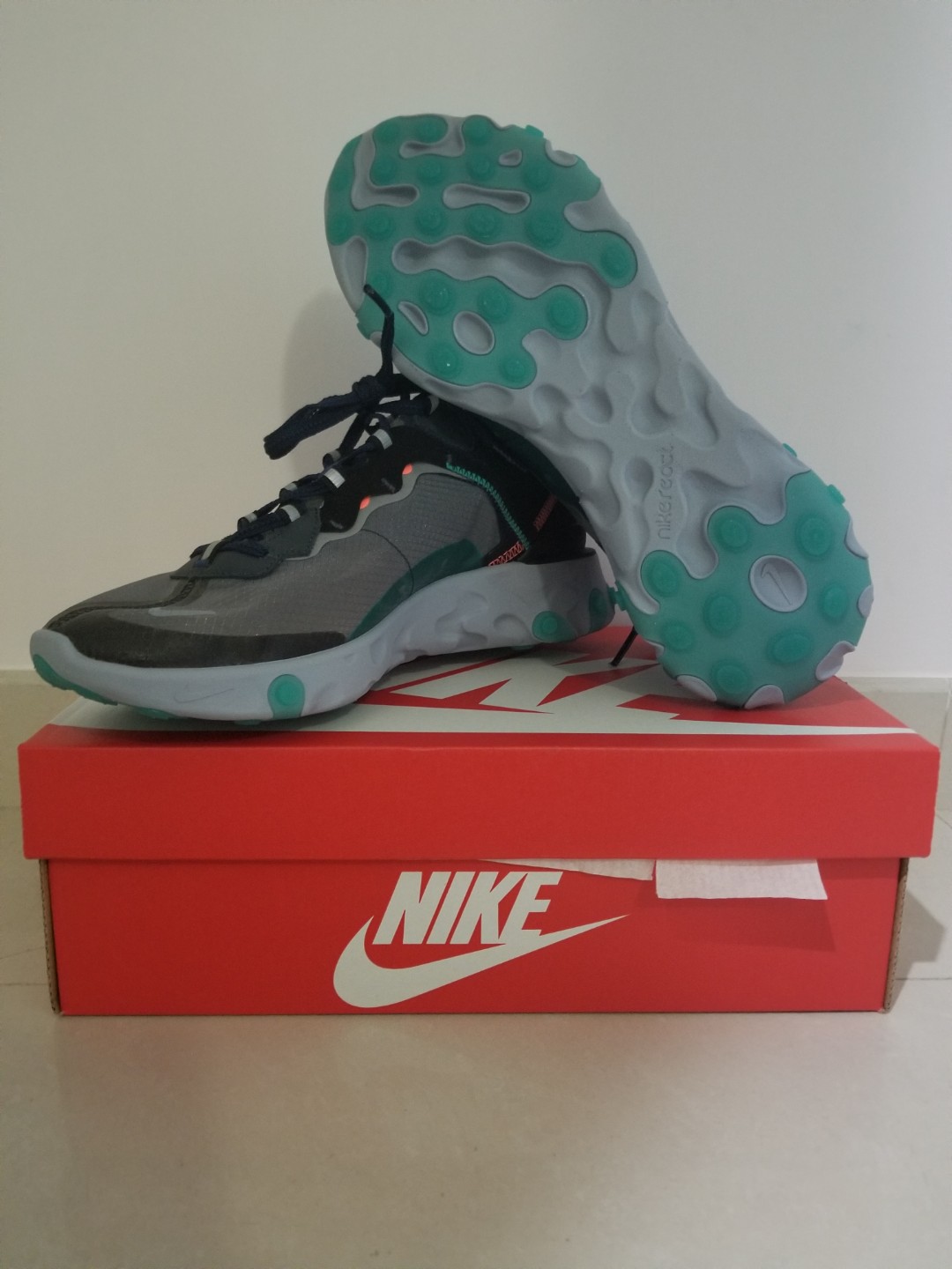 nike react element neptune