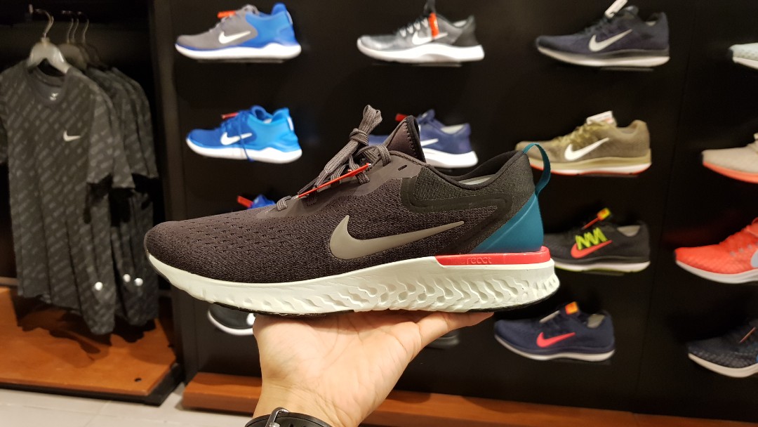 nike odyssey react 3