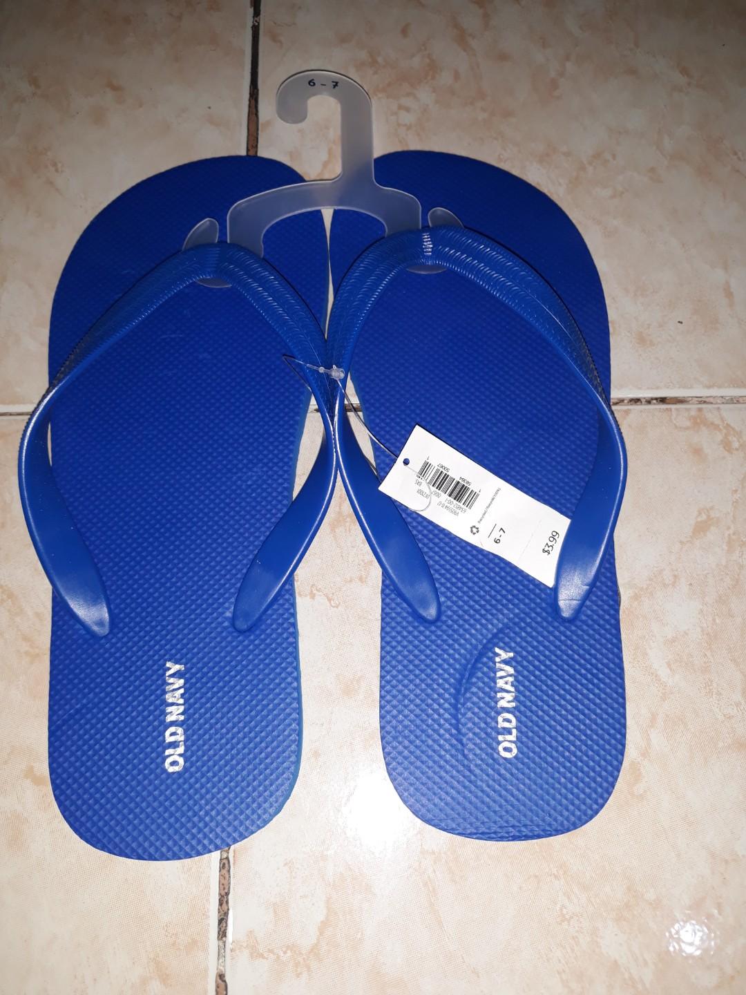 Old Navy Slippers Size 6 7 For Mens Men S Fashion Footwear Slippers Sandals On Carousell